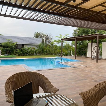 V R Farms Exotic Villa Venkatapur Экстерьер фото