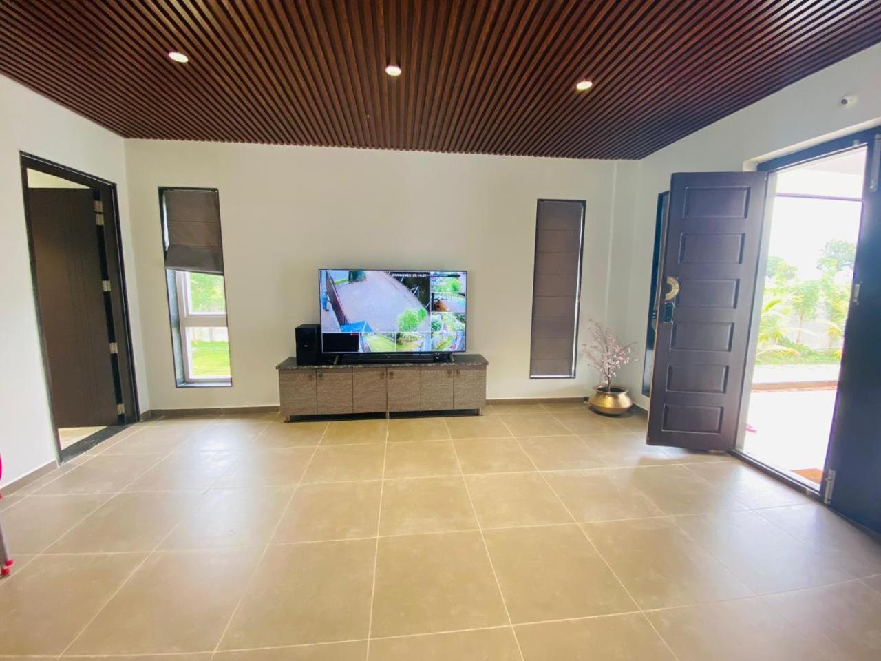 V R Farms Exotic Villa Venkatapur Экстерьер фото