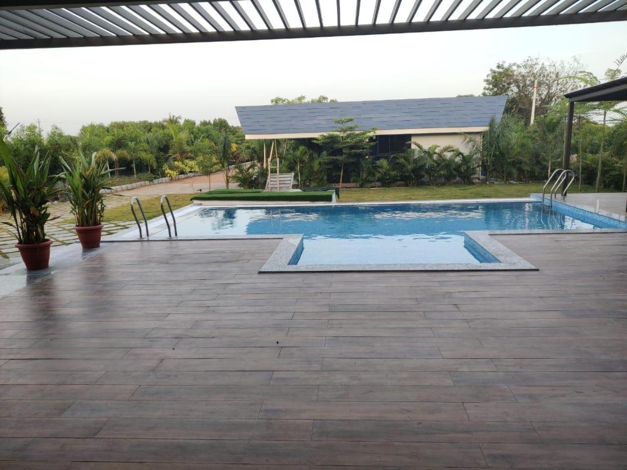 V R Farms Exotic Villa Venkatapur Экстерьер фото