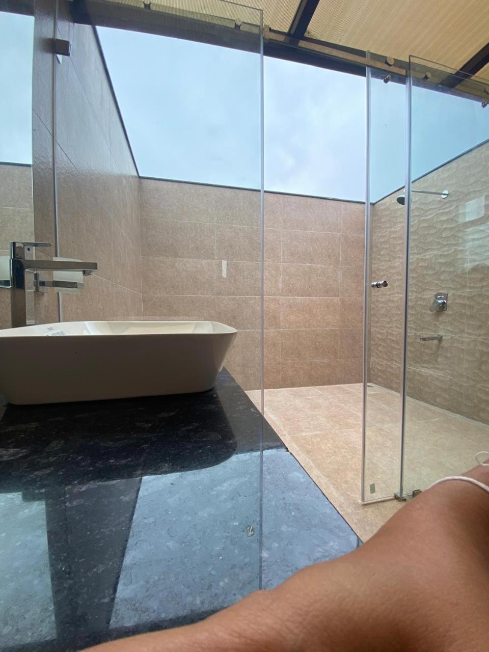 V R Farms Exotic Villa Venkatapur Экстерьер фото