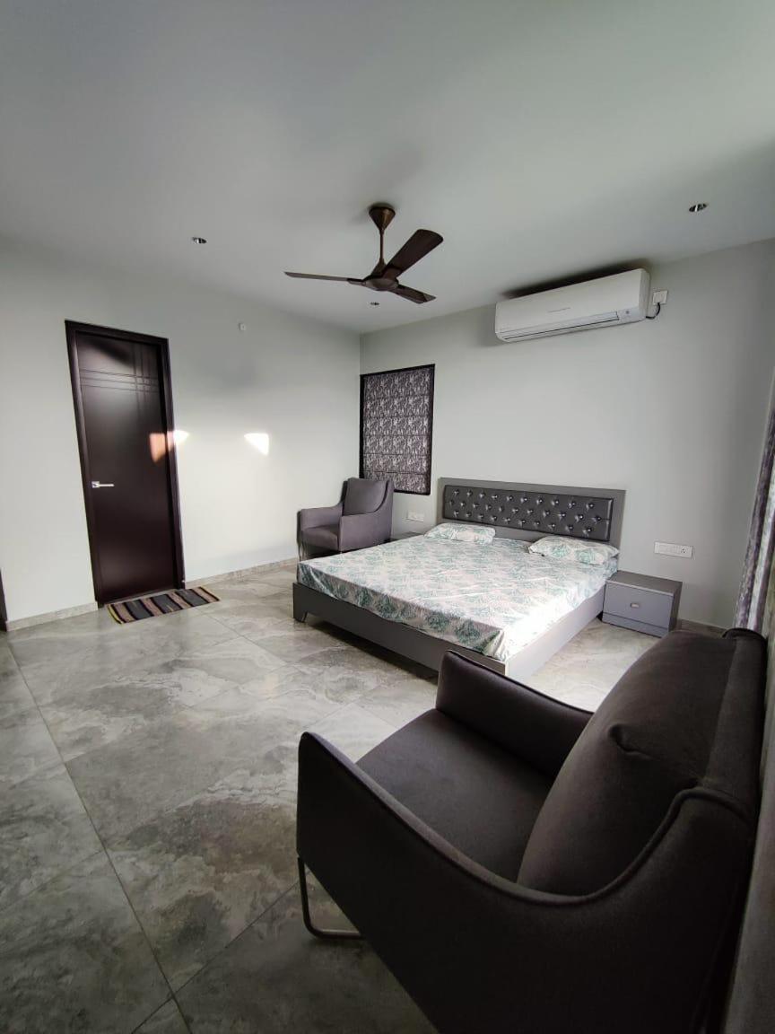 V R Farms Exotic Villa Venkatapur Экстерьер фото